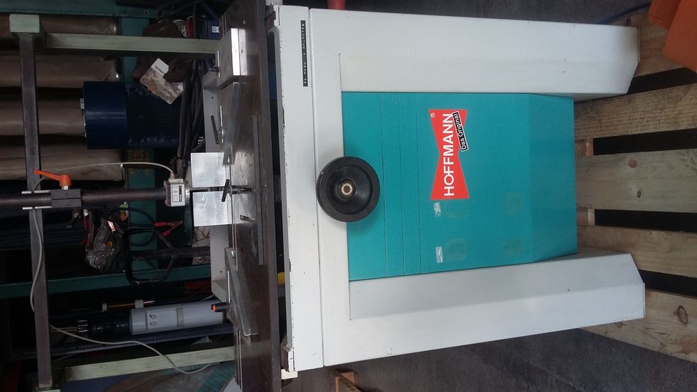 Máquina de fazer malhetes