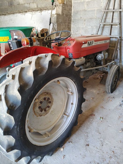 Ciągnik mf135 sadowniczy