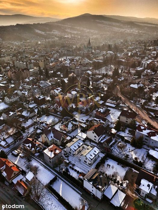 Dwupoziomowe mieszkanie z ogródkiem i tarasem | Myślenice | parking w