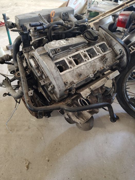 Silnik 1,8 turbo AEB volkswagen passat B5 audi A4 b5 b6 gwarancja rozr