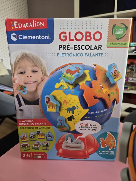Globo pré-escolar eletrónico falante Clementoni criança
