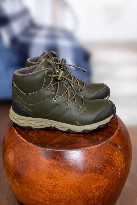 Ботинки New Balance, размер 32.5 (19 см стелька)
Продам стильн