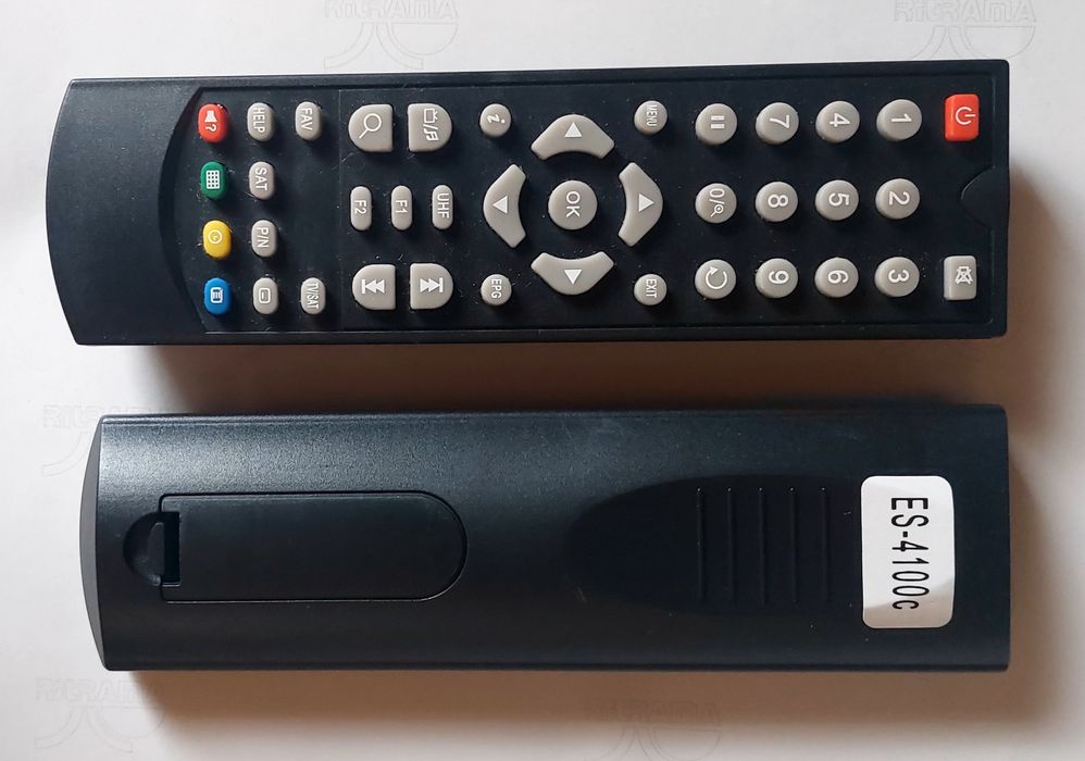 Пульт для  спутникового  тюнера .   100 грн.