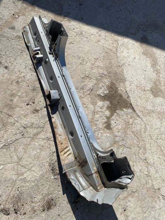 Левый порог Camry 30 Камри 30