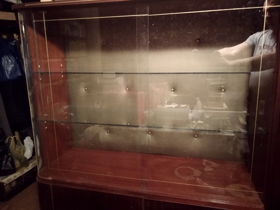 Сервант Хельга. ГДР.