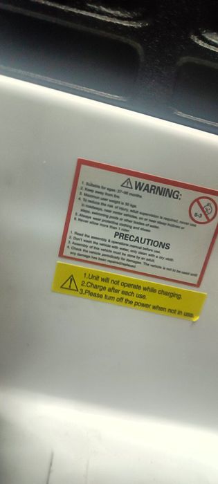 Детская машинка с пультом