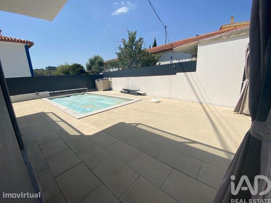 Casa / Villa T3 em A dos Francos de 163,1 m2