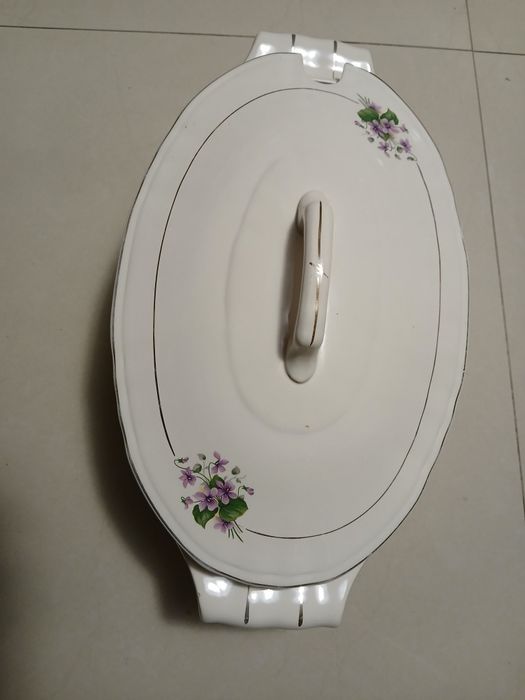 Loiça decorativa e não só