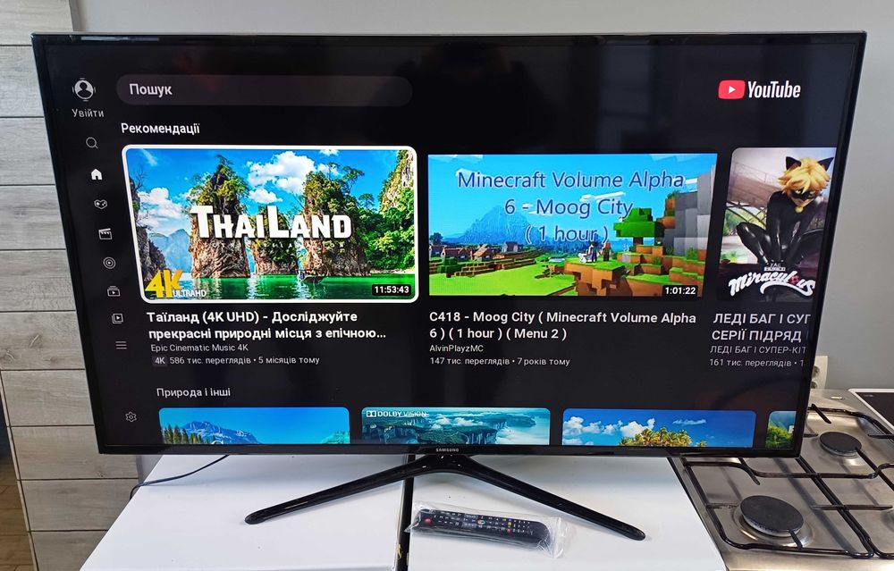 Телевизор 55 дюймов Самсунг Samsung UE-55F6470 3D Smart TV Wi-Fi