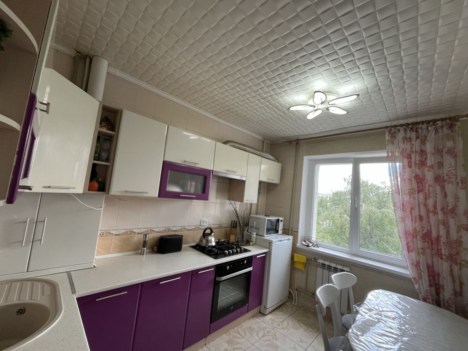 Продам 3-х кімнатну квартиру