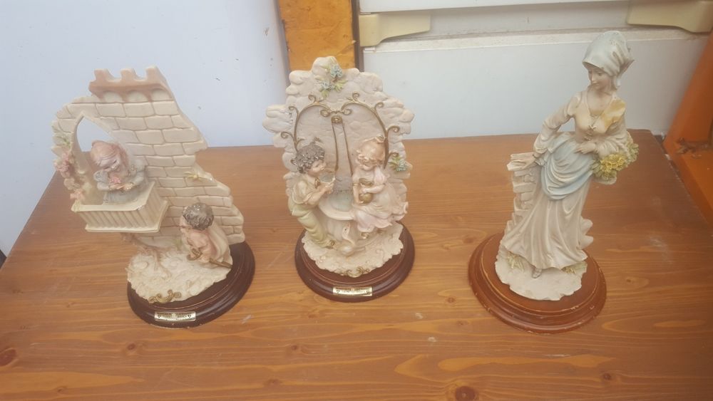 3 estatuetas em marfinite Genuína 10 euros  cada