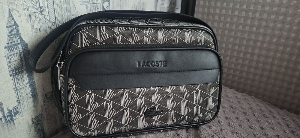 Продам сумку Lacoste