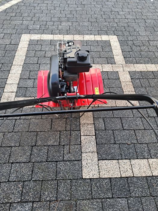 Glebogryzarka BRIGGS STRATTON 5 HP