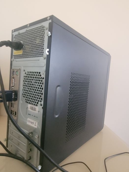 PC Torre + Monitor Samsung 24'' + 2 Teclados + Rato64283780923265124