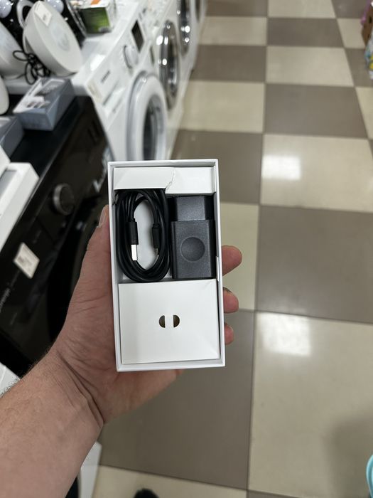 Xiaomi Redmi 4A 2/32GB — комплект із коробкою