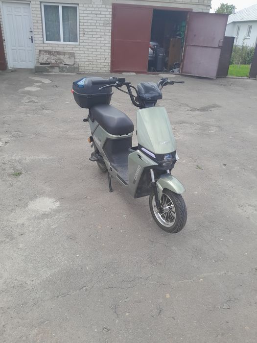 Електроскутер корсо