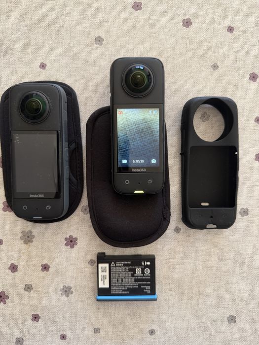Insta360 X3 + Insta360 X3 (pecas)