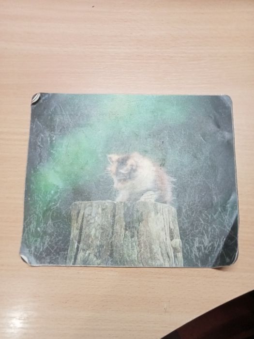 Віддам безкоштовно килимок для мишки