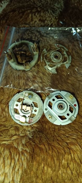 Szczotki szczotkotrzymacz BOSCH MAKITA DEWALT METABO HITACH RS550