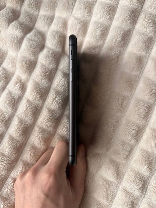 Продам Iphone 11 128gb