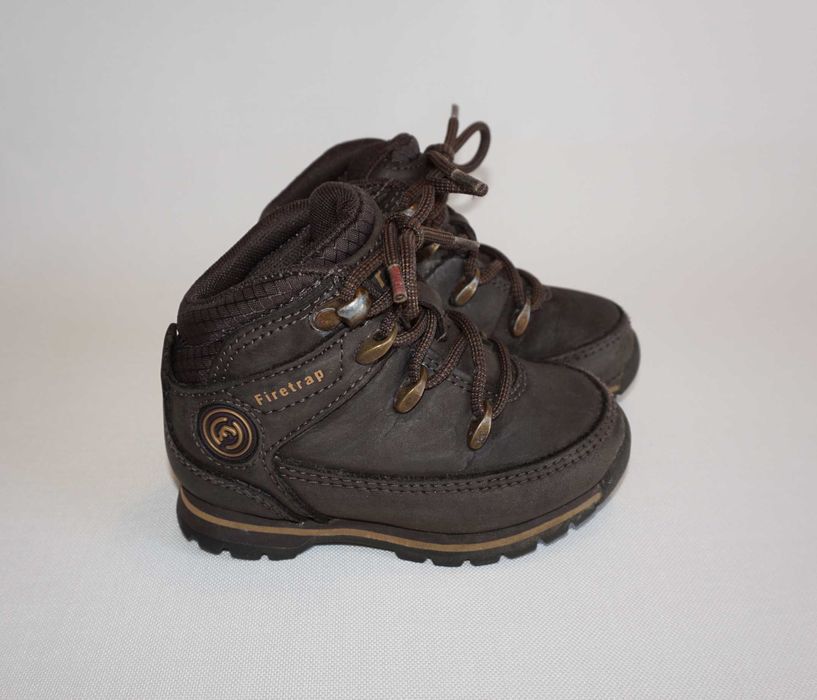 Trzewiki skórzane ocieplane Firetrap  21,5