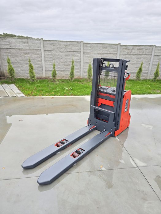 Wózek paletowy masztowy elektryczny Linde D08 długie widly 2018r