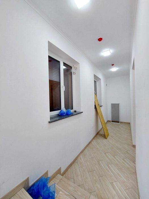 оренда приміщення Зелена. Нежитлове приміщення з євроремонтом.