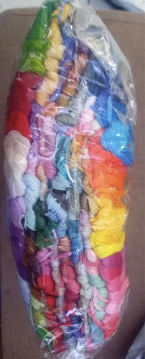 Linhas ponto cruz NOVAS pack 25 e 50 unidades