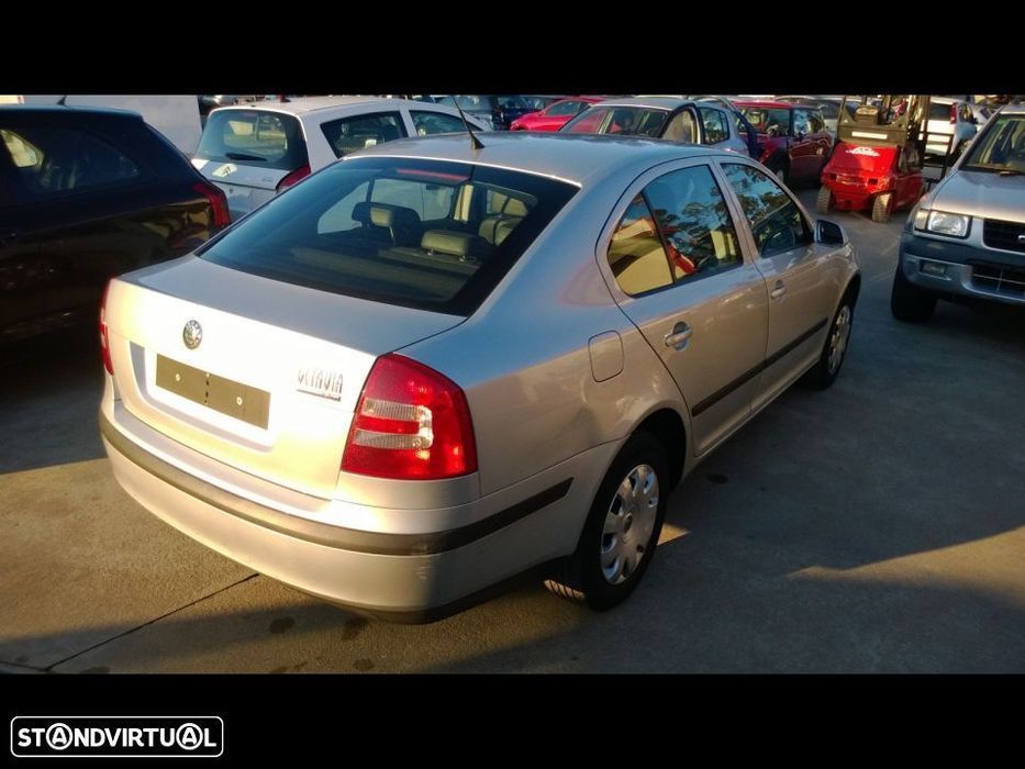 Skoda Otavia 2006 para peças
