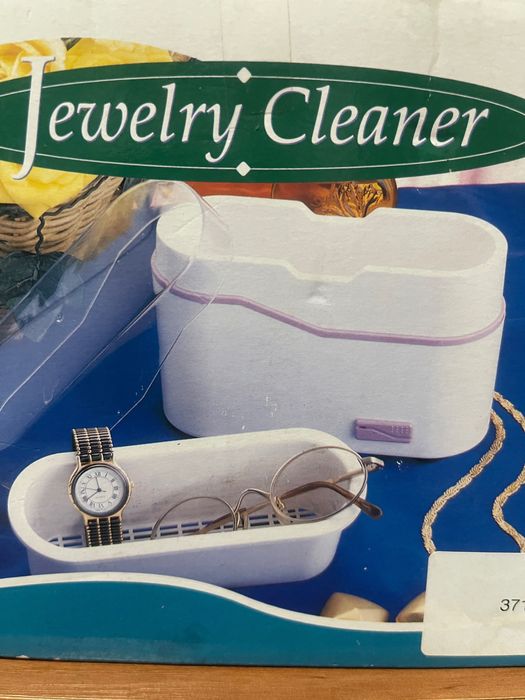 Sprzedaję miskę do czyszczenia biżuterii.