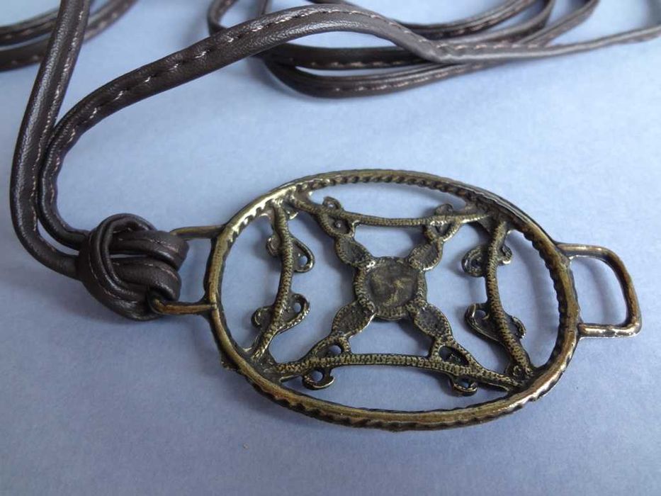 Pasek wiązany brązowy rzemyki klamra NOWY!