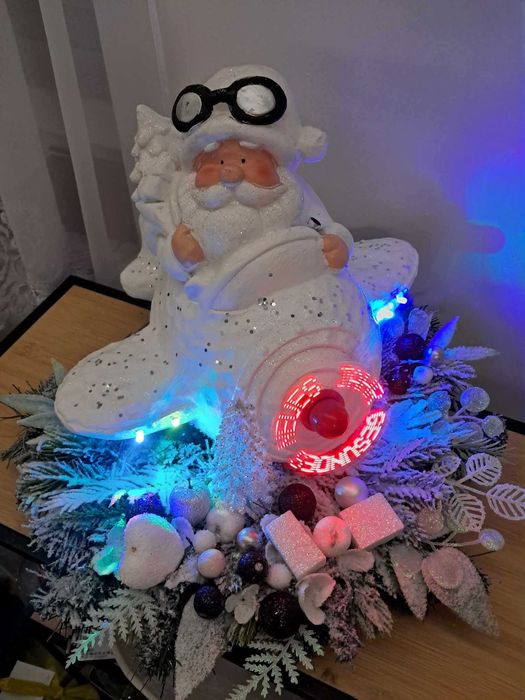 Świąteczny Mikołaj