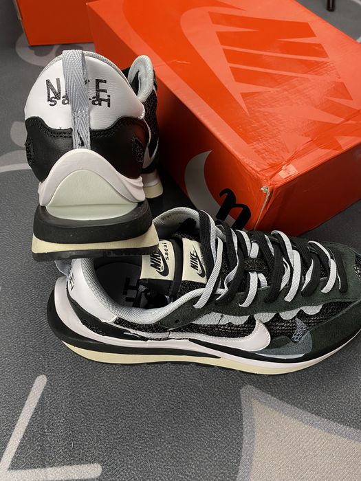 Nike Sacai Vaporwaffle Black White