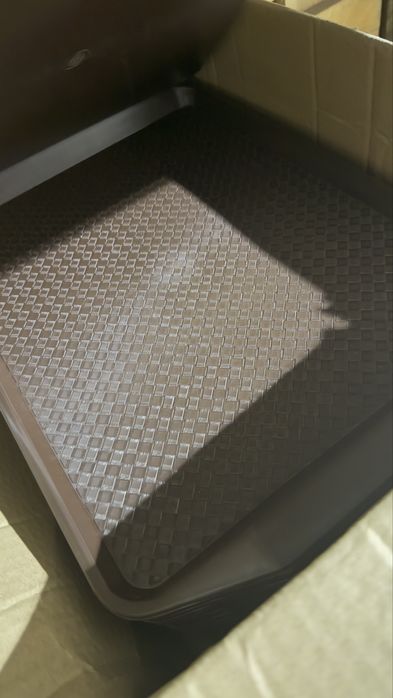 Пластиковые ящики . В наличии 50 шт.