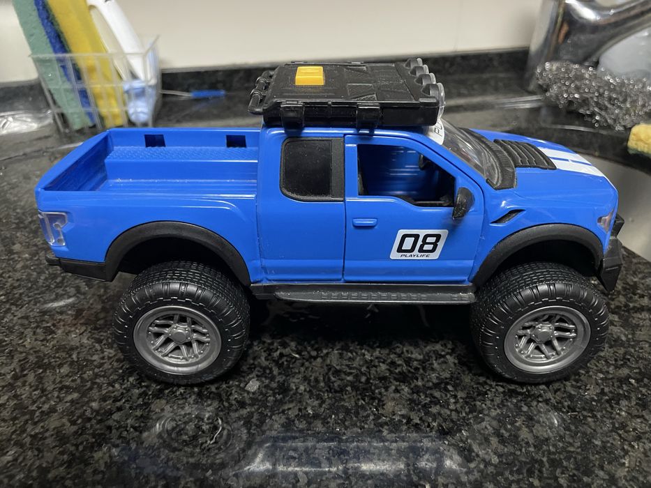 Jipe pick up e posto comando patrulha pata