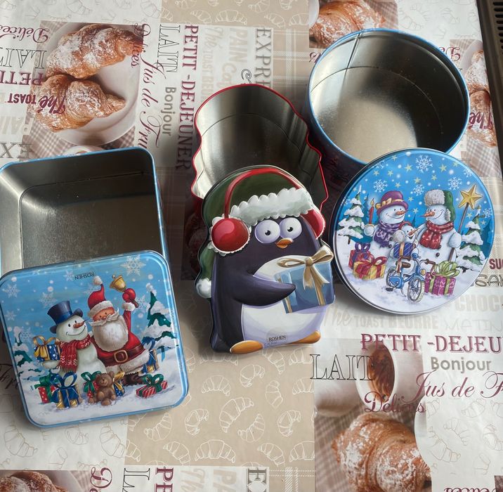 Банка жестяная , для печенья и конфет