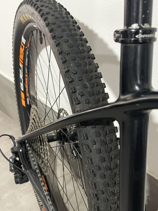 Bicicleta BTT Orbea Alma Carbono