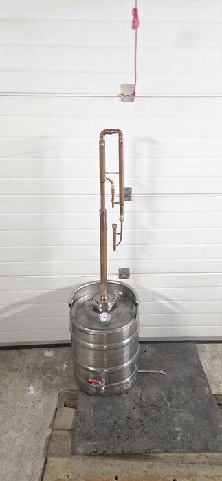 Пивний кег переварений на куб