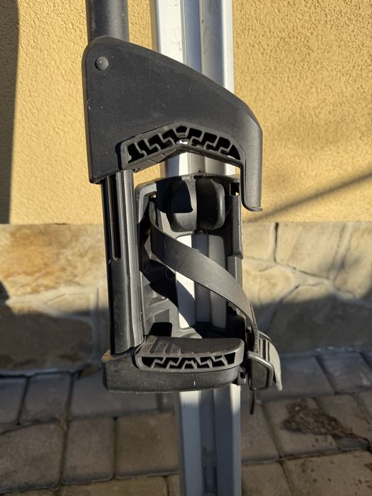 Продам велокрепления на автомобиль Thule ProRide 598