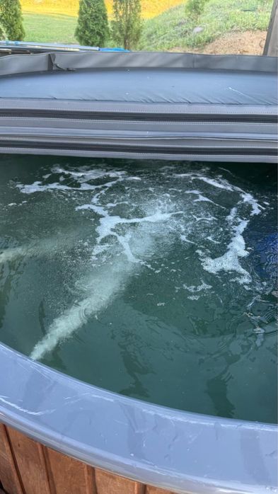 Jacuzzi 2,20 powiekszona
