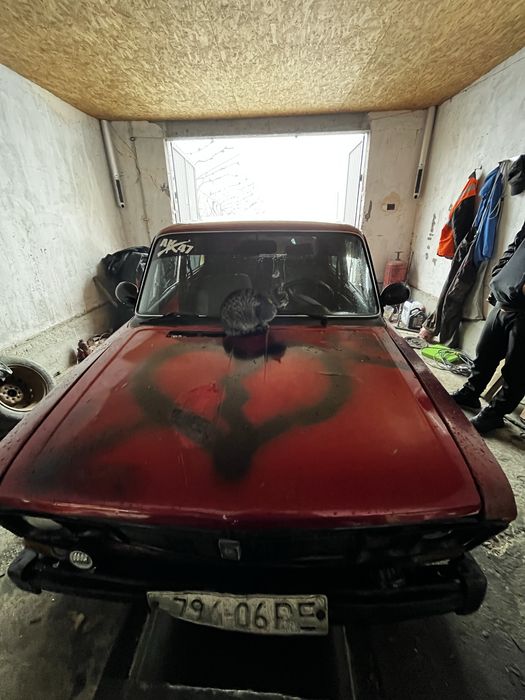 Ваз 2103 на повному ходу з документами