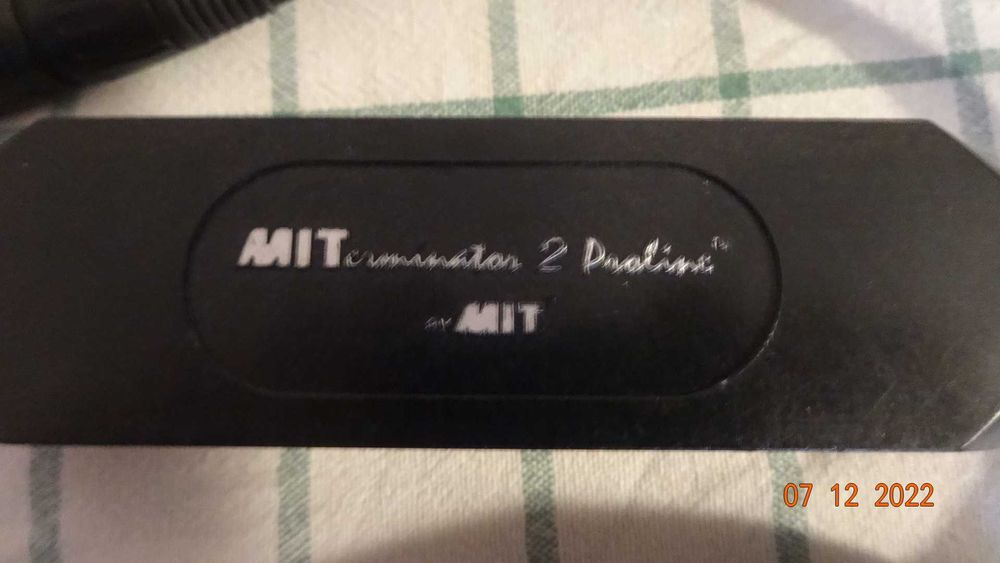 MIT terminator 2 Proline (XLR) 1 metr (Made in USA)