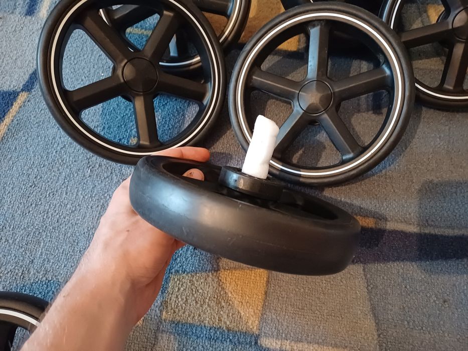Каляска  візок Carrello  Bravo, Astra  Epica  та Yoya,El caminoзапчастини