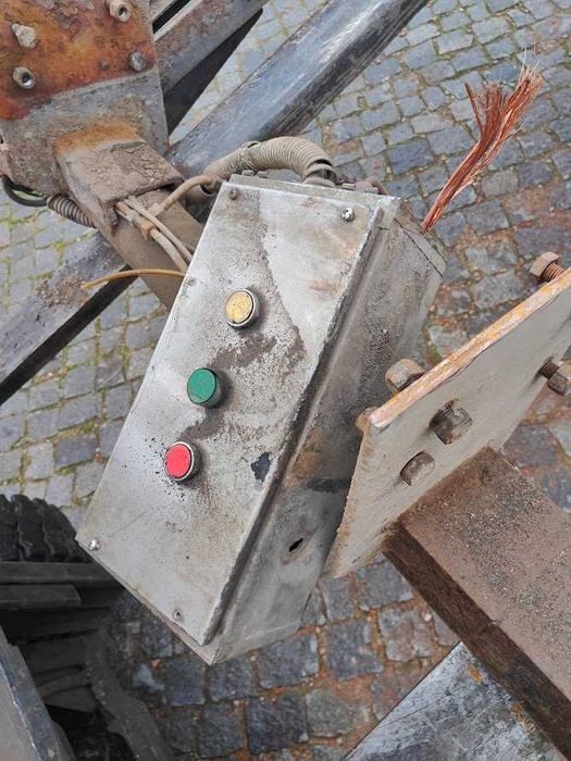 Plataforma elevatória completa 12V caixa aberta