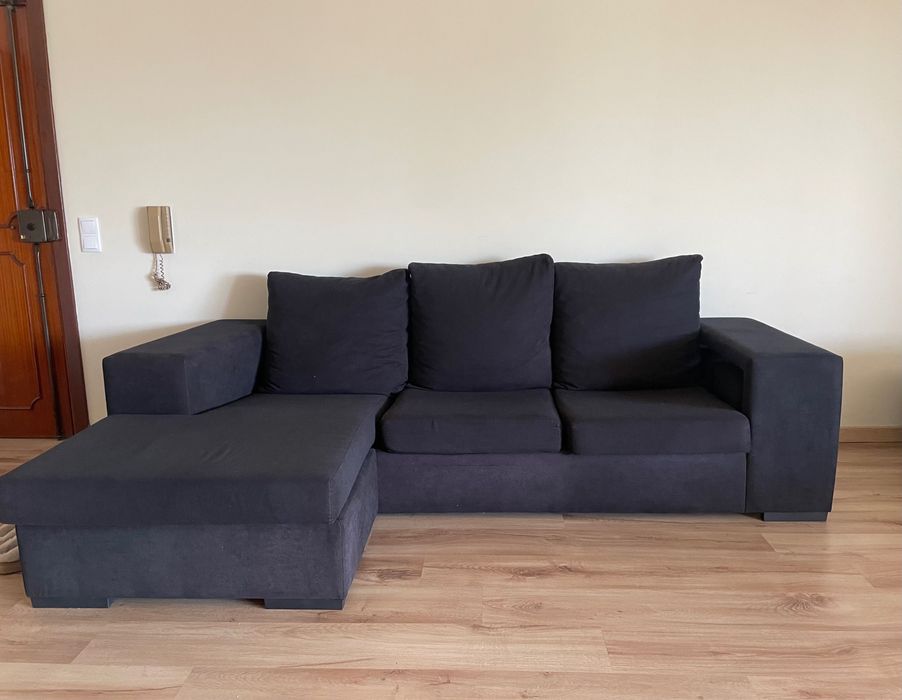 Sofá confortável preto em bom estado – Barreiro