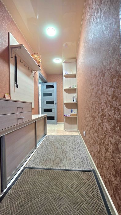 2-кімнатна квартира по вул.Леонтовича. (р-н) Стадіону