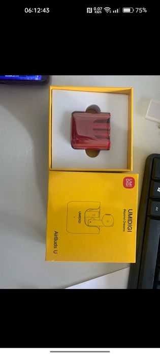 Продам наушники UMIDIGI