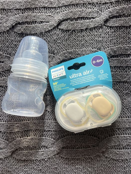 Пустушки/соски та пляшечка