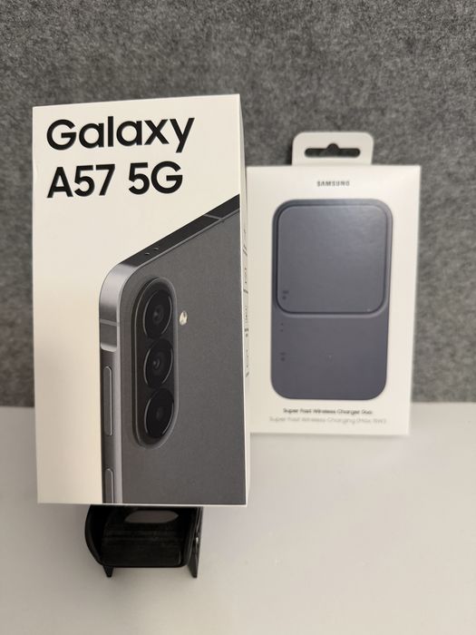 Samsung A57 256GB Cinza Selado + Super fast wireless charger Duo