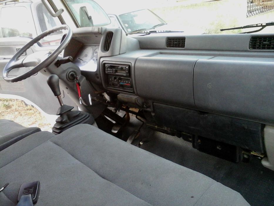 Nissan Cabstar 3.0 Cabine dupla 190000 Km em muito bom estado